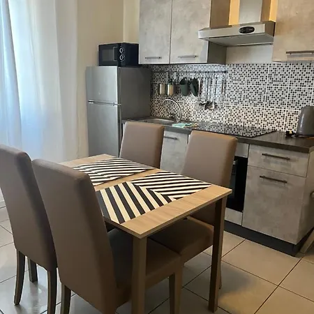 Via Aleardi, 4 Minutes From Station And Airport Shuttle