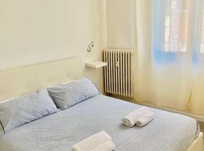 Lägenhet Venice, 4 Minutes From Station, Free Parking, Airport Shuttle,train Station Via Aleardi 141